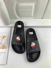 Picture of Gucci Slippers _SKU278984711352008